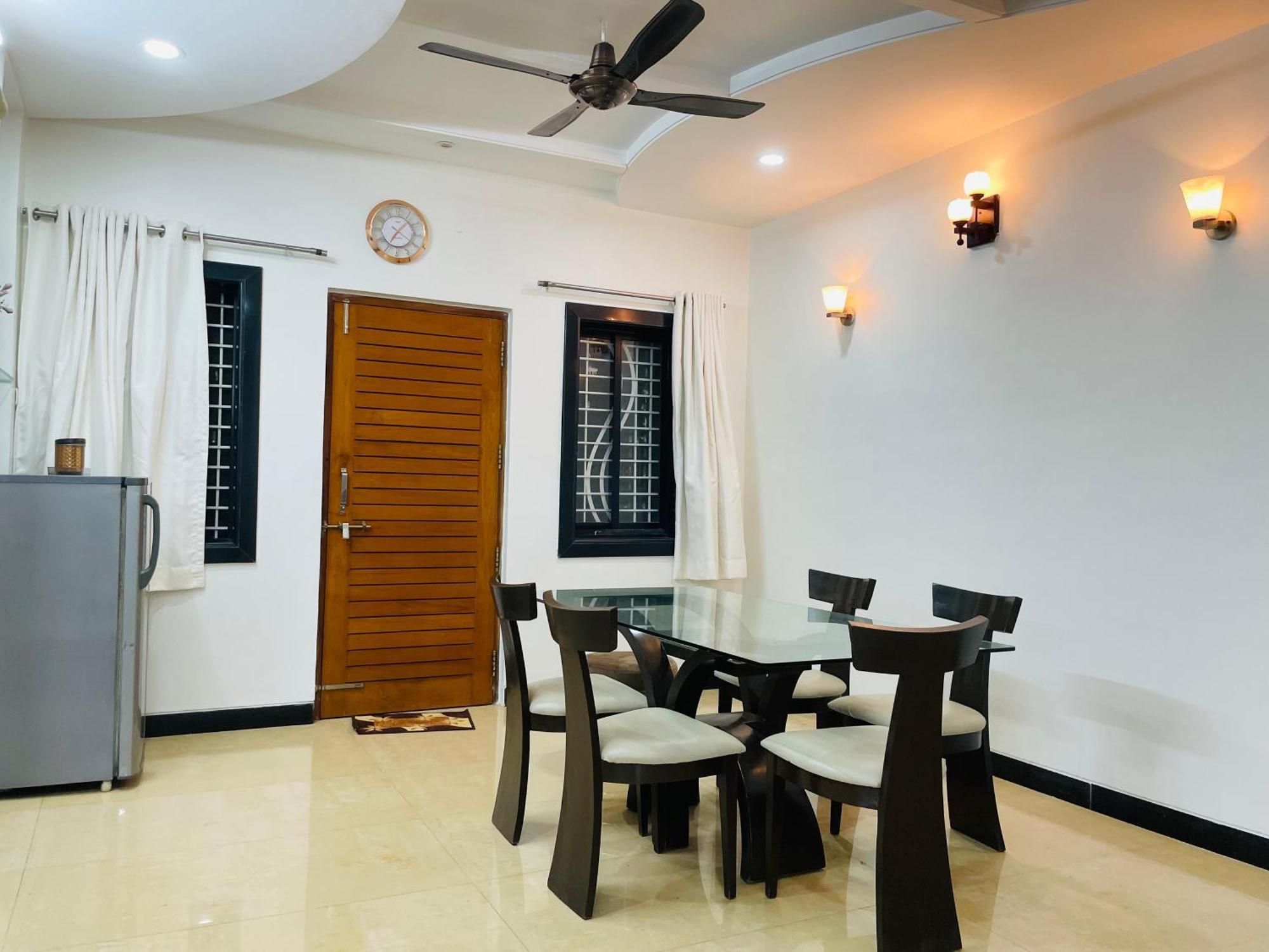 Private & Elegant 3Bhk Villa, Hillside Hideaway, 10 Mins From Mh Bus Stand 아우랑가바드 외부 사진