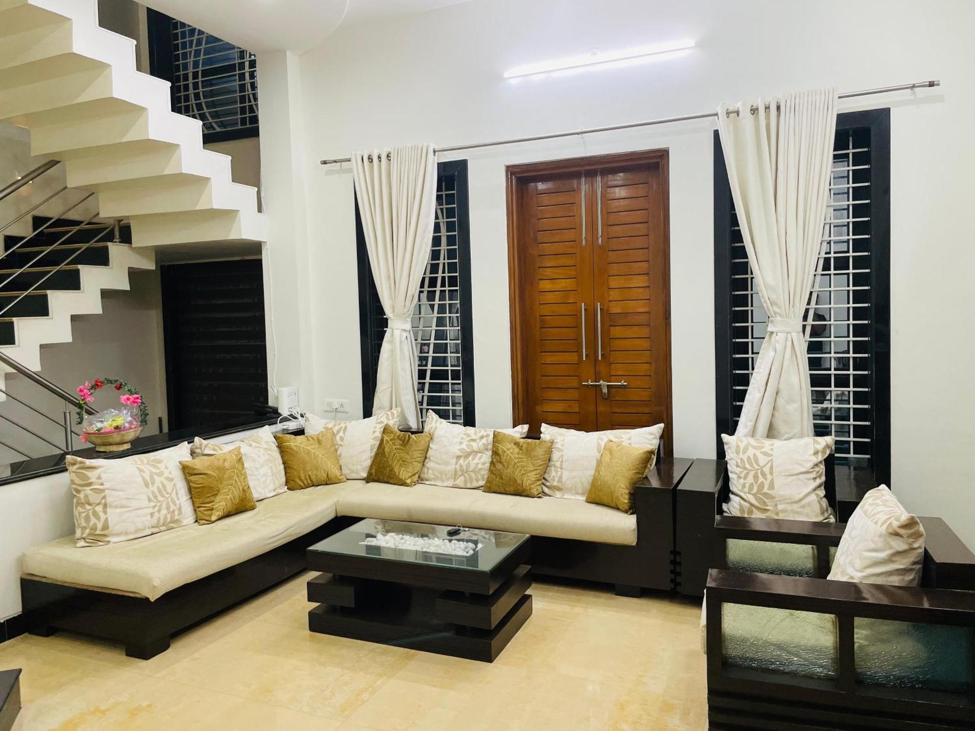 Private & Elegant 3Bhk Villa, Hillside Hideaway, 10 Mins From Mh Bus Stand 아우랑가바드 외부 사진