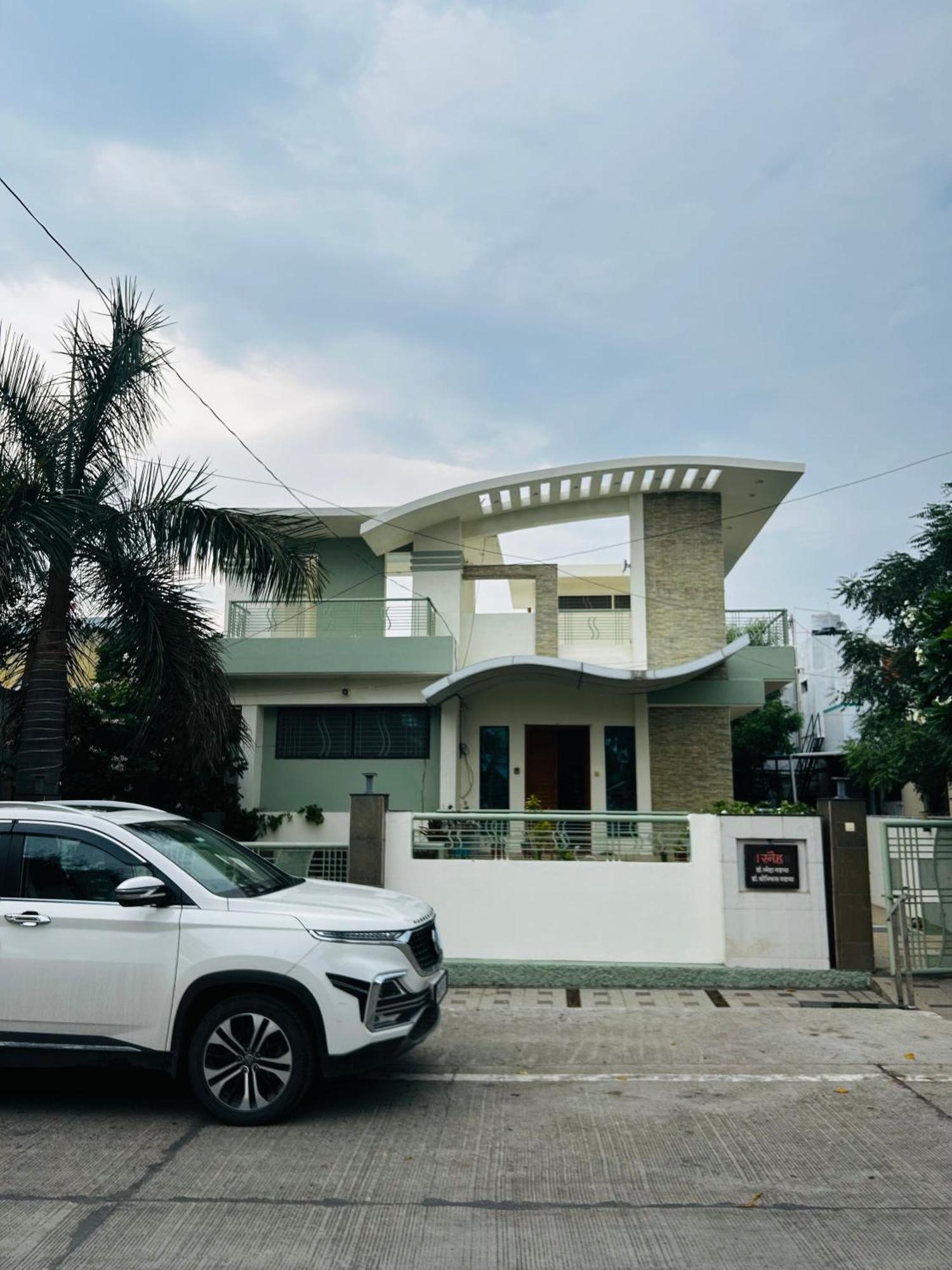 Private & Elegant 3Bhk Villa, Hillside Hideaway, 10 Mins From Mh Bus Stand 아우랑가바드 외부 사진